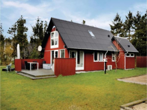Three-Bedroom Holiday Home in Oksbol